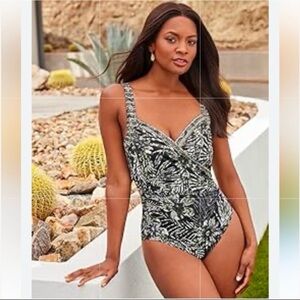 NWT MIRACLESUIT Plus Size Zahara Sanibel One Piece Swimsuit
